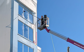 Reinigung von hohen Gebäuden